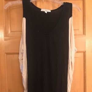 Red Haute Black Tank L